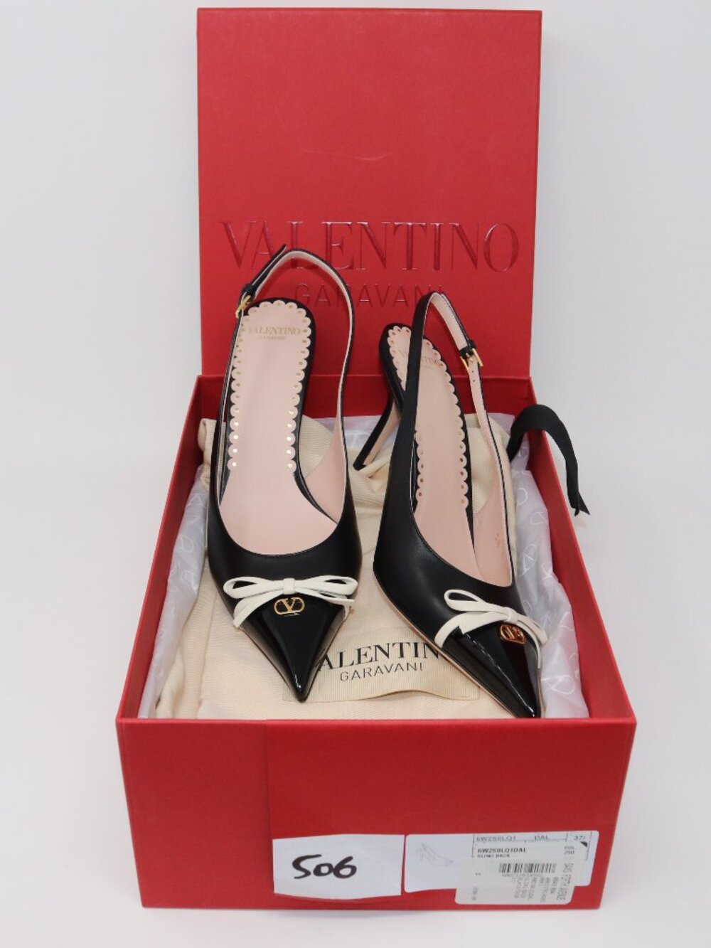 Valentino 37.5 NEW With Box Bepointy Slingback Pump Black & Ivory Patent Leather